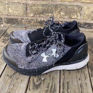 Ladies gently used Under Armour Running Shoes